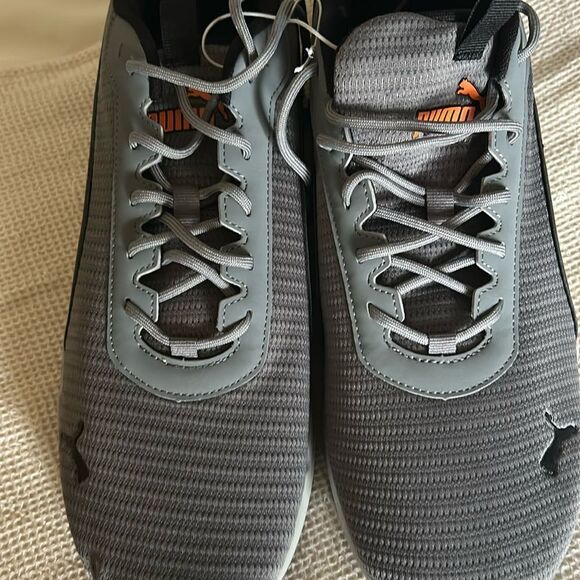 PUMA Men's Zip C Sneaker Rubber Outsole Soft Foam, Grey, NWT, size 13 - Picture 1 of 9